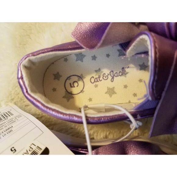 Toddlers Shoes Size 5 - Picture 4 of 5